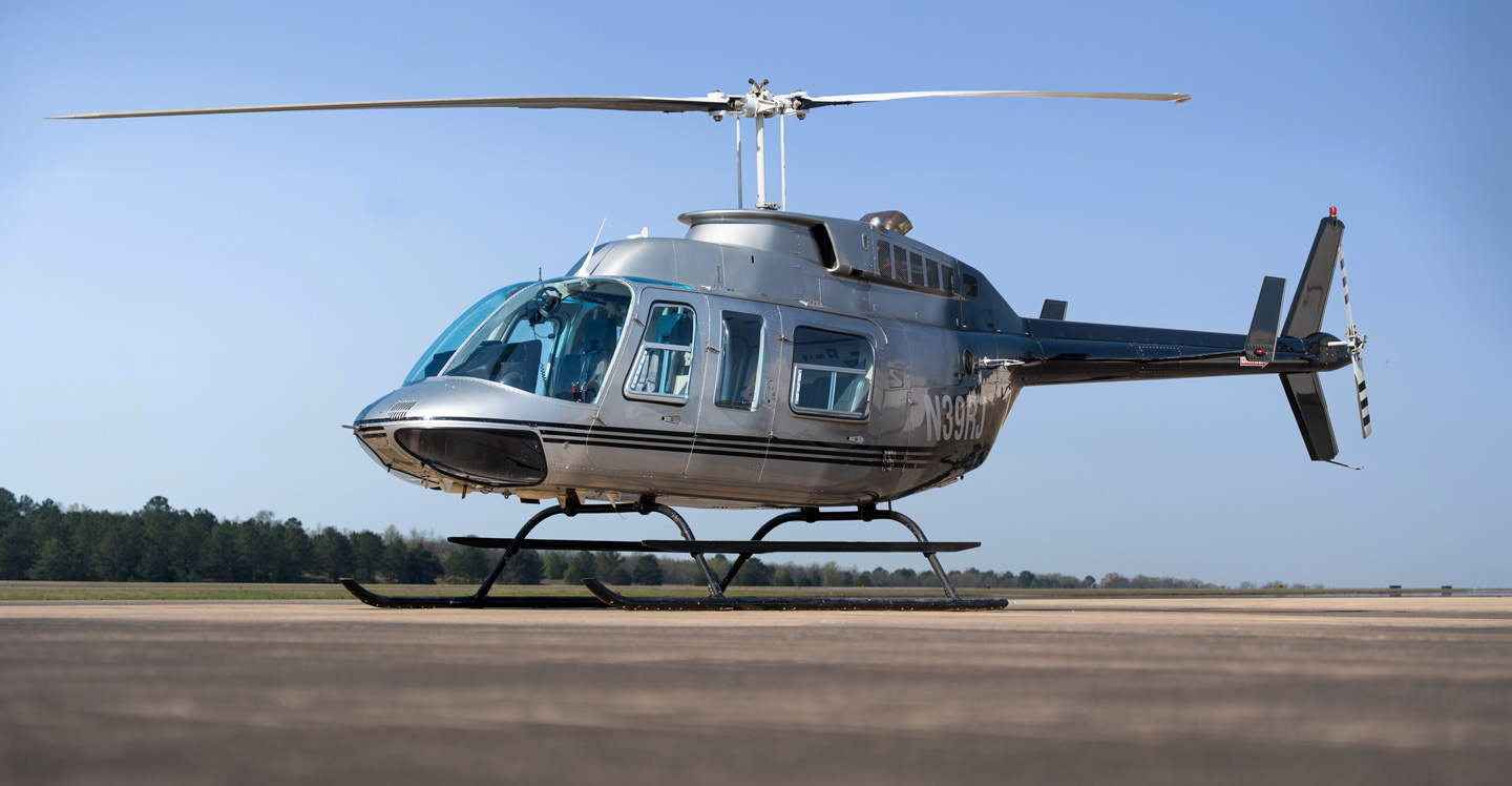 1990</span> Bell <span>206L3